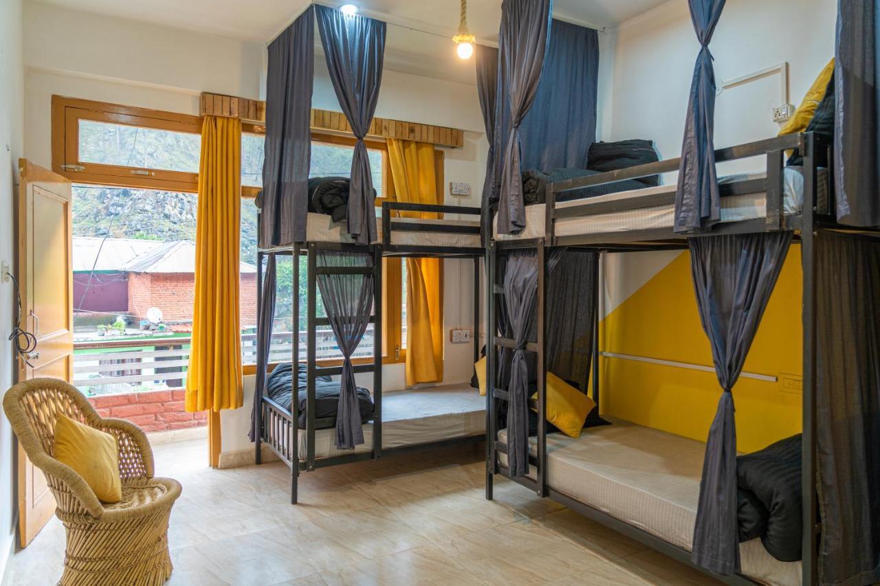 Whoopers Hostel Kasol Eksteriør billede