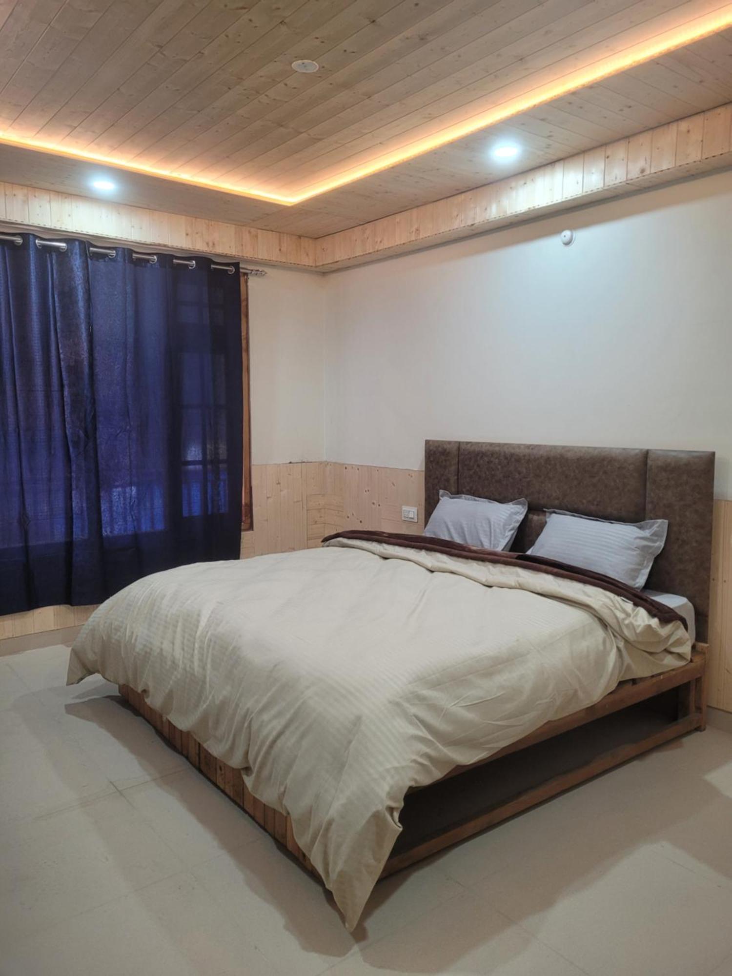 Whoopers Hostel Kasol Eksteriør billede